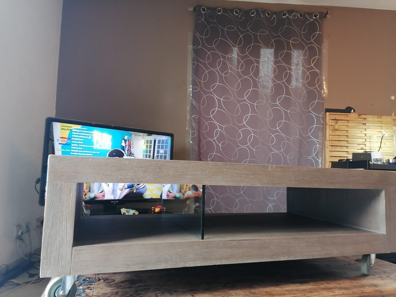 meuble tv, Enlèvement