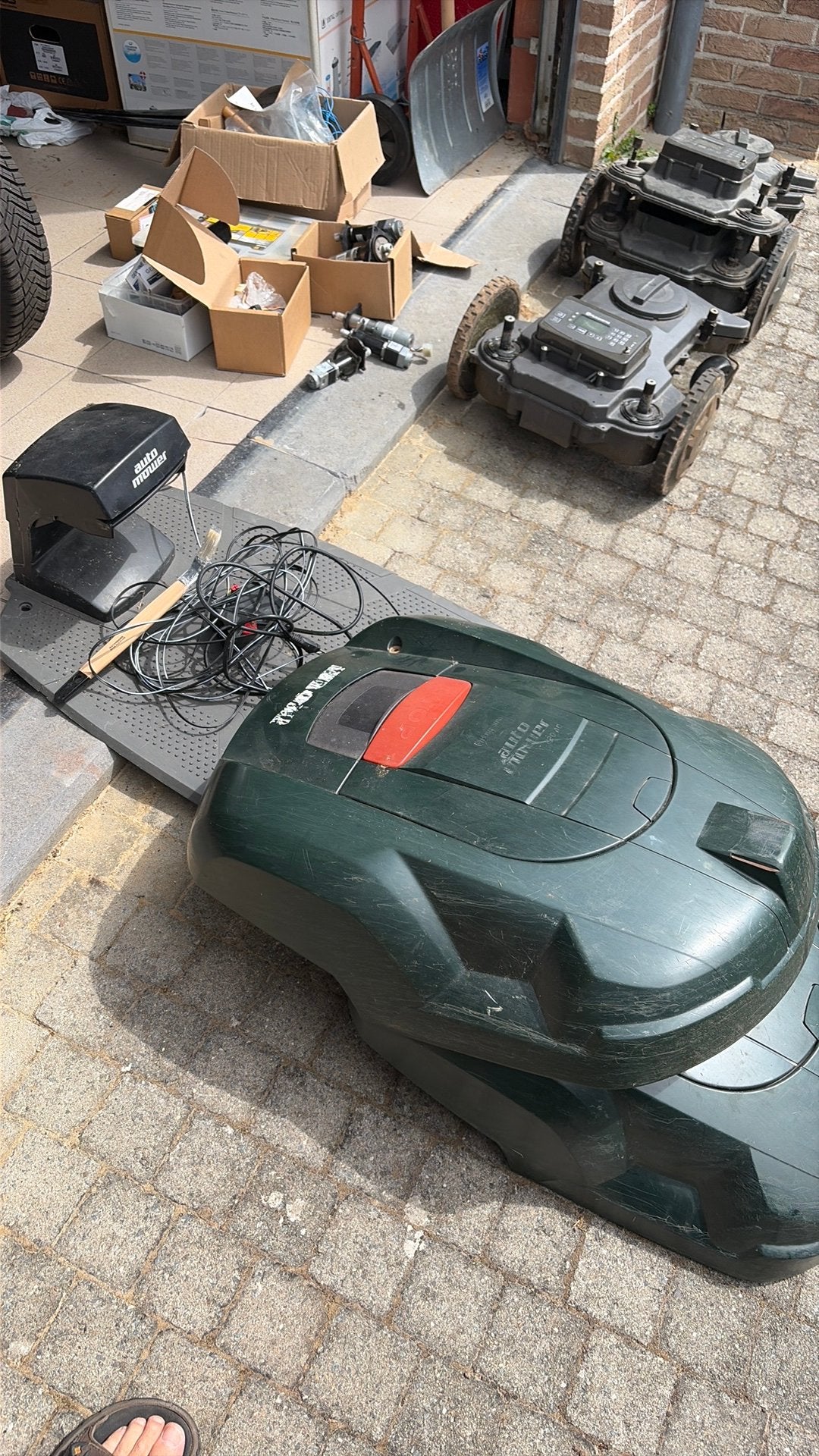 Ensemble pieces automower Husqvarna, Enlèvement, Utilisé