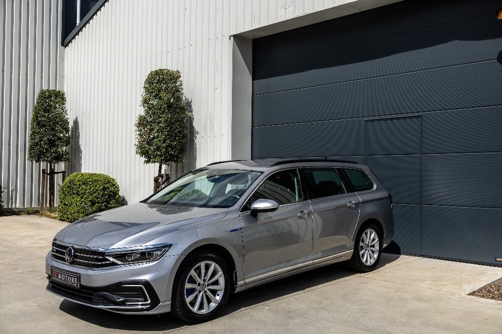 Volkswagen Passat Variant GTE 1.4 | DSG | NAVI | LED |1e Eig, Auto's, Volkswagen, Break, 5 deurs, Hybride Elektrisch/Benzine, Zilver of Grijs