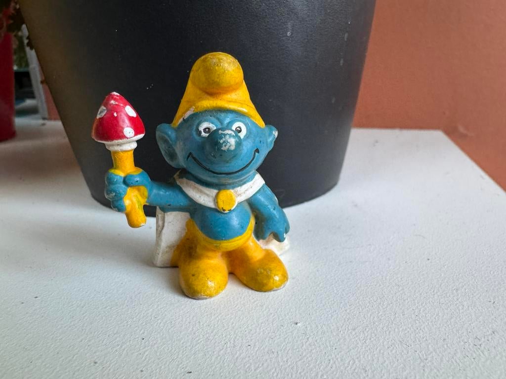 Miniatuur smurf - Koningsmurf, Ophalen of Verzenden, Gebruikt, Overige Smurfen, Poppetje, Figuurtje of Knuffel