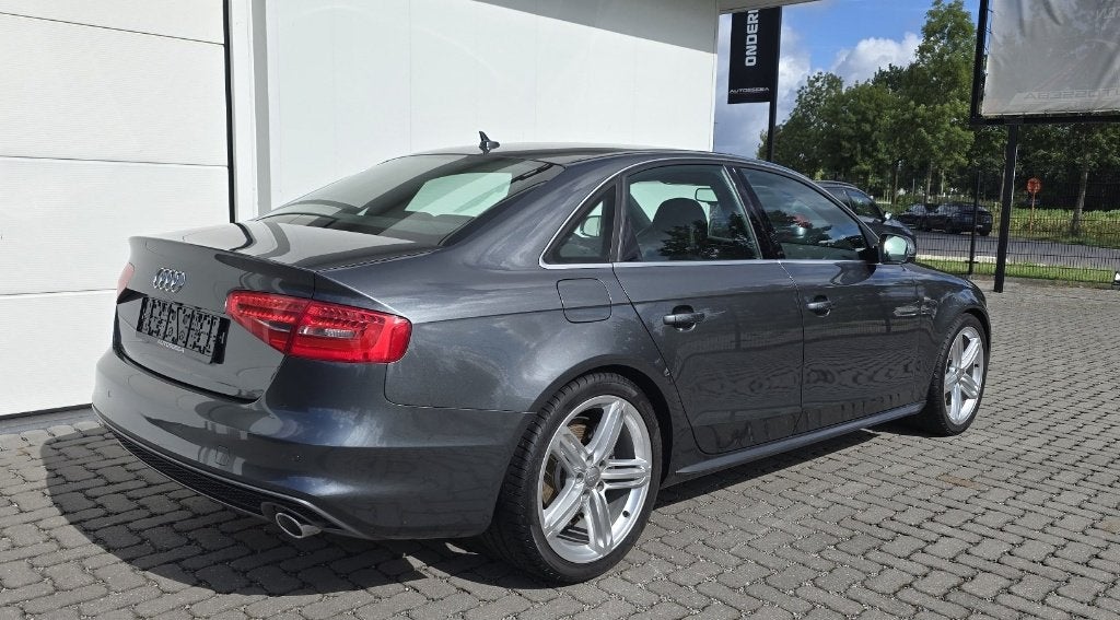 Audi A4 3.0TDI V6 Sline Berline Navi/Camera/Garantie, Autos, Cuir, Achat, 4 portes, Entreprise