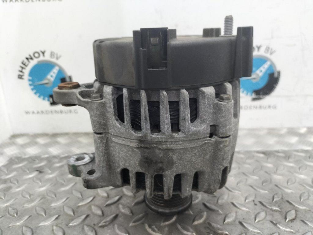 AUDI A4 8W A4 allroad quattro  DYNAMO 2017, Auto-onderdelen, Ophalen of Verzenden, Gebruikt, Stiba lid