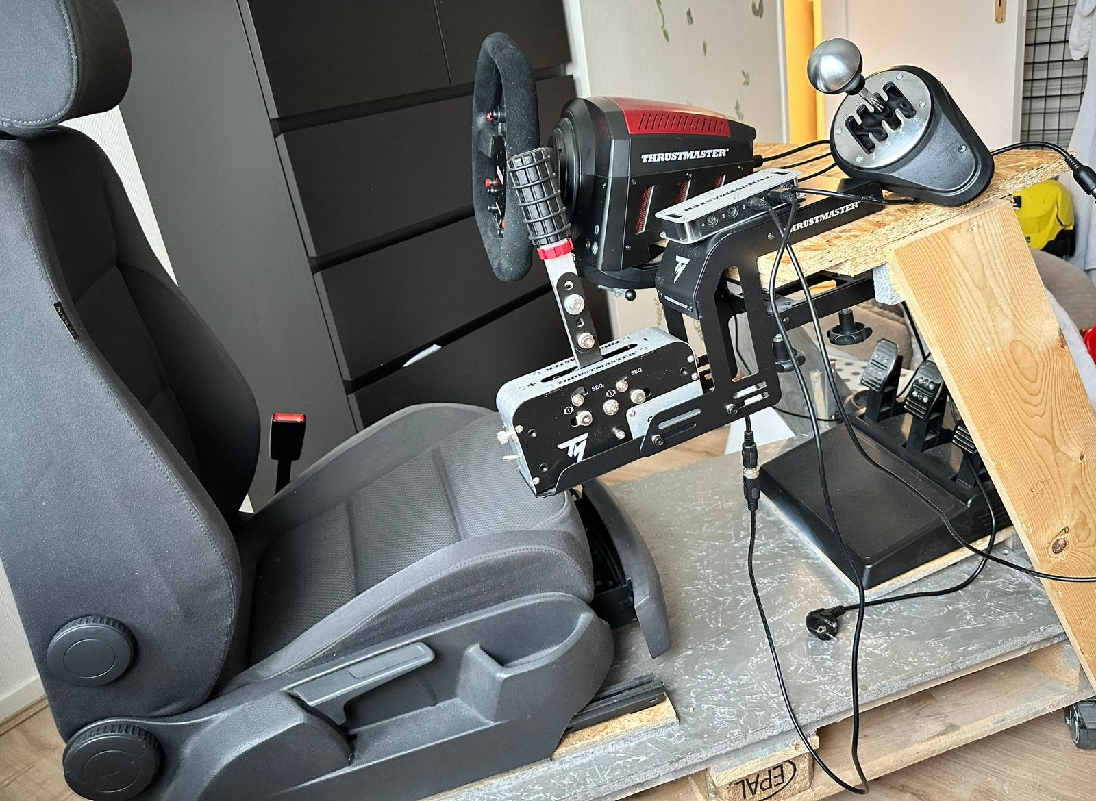 Kit simulateur thrustmaster, Thrustmaster, Enlèvement, Comme neuf, Volant de course