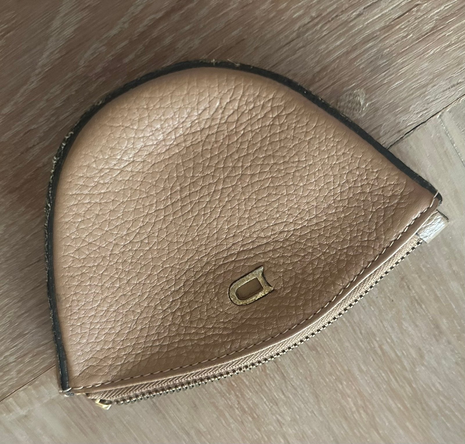 Delvaux, Verzenden, Zo goed als nieuw, Beige