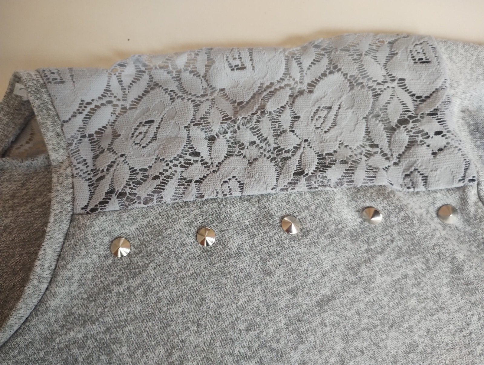 Très joli pull gris New Look m L, Enlèvement ou Envoi