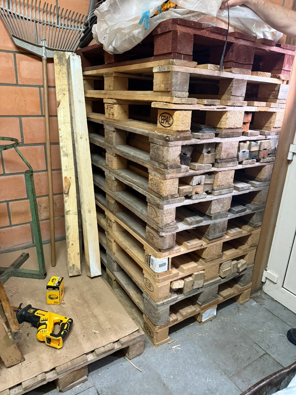 Euro pallet in zeer goede staat gratis geleverd aan huis, Enlèvement ou Envoi