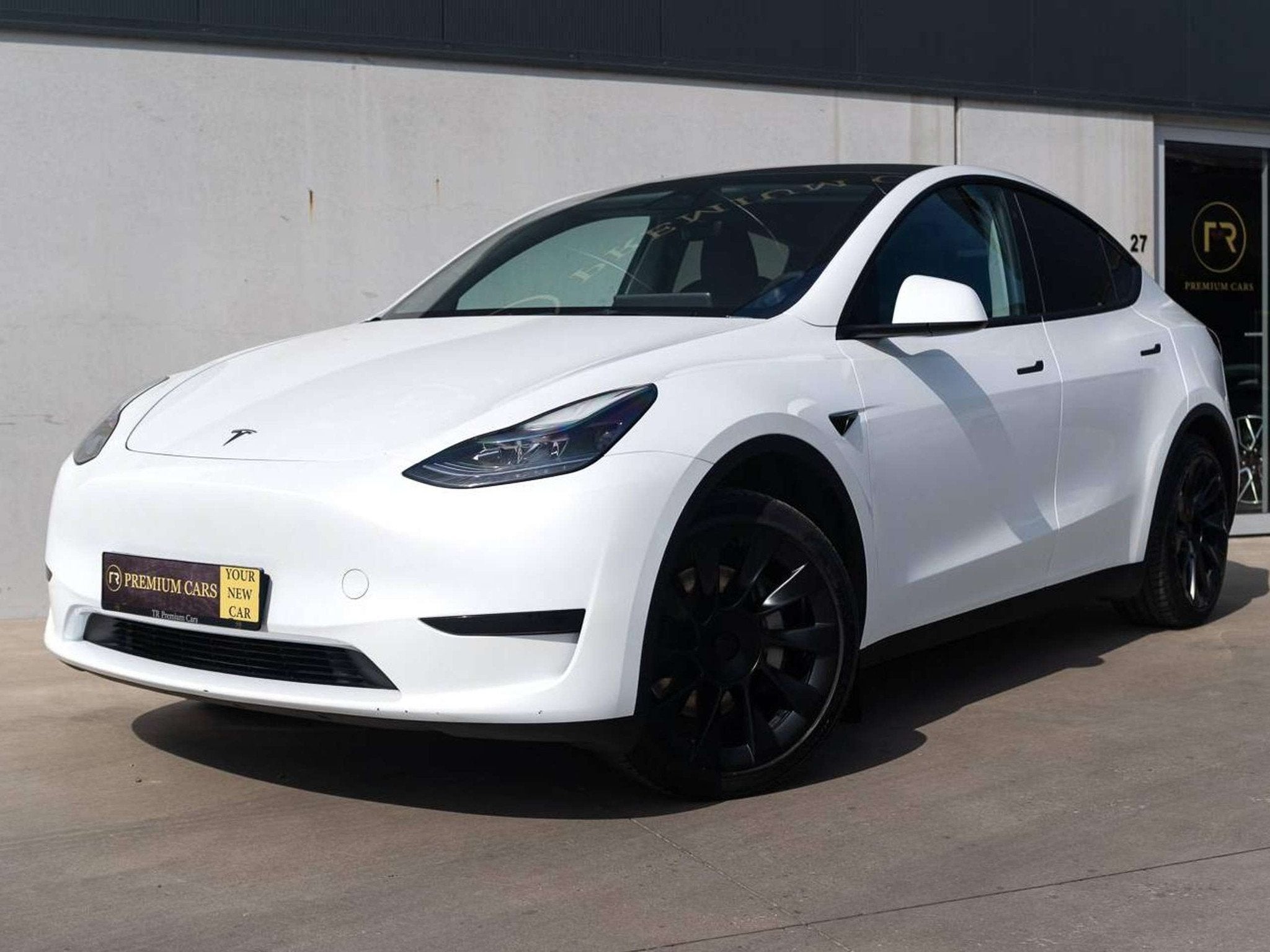 Tesla Model Y Standard Range l Towhook l 96% SOH, Autos, Cuir, 299 ch, Achat, Entreprise