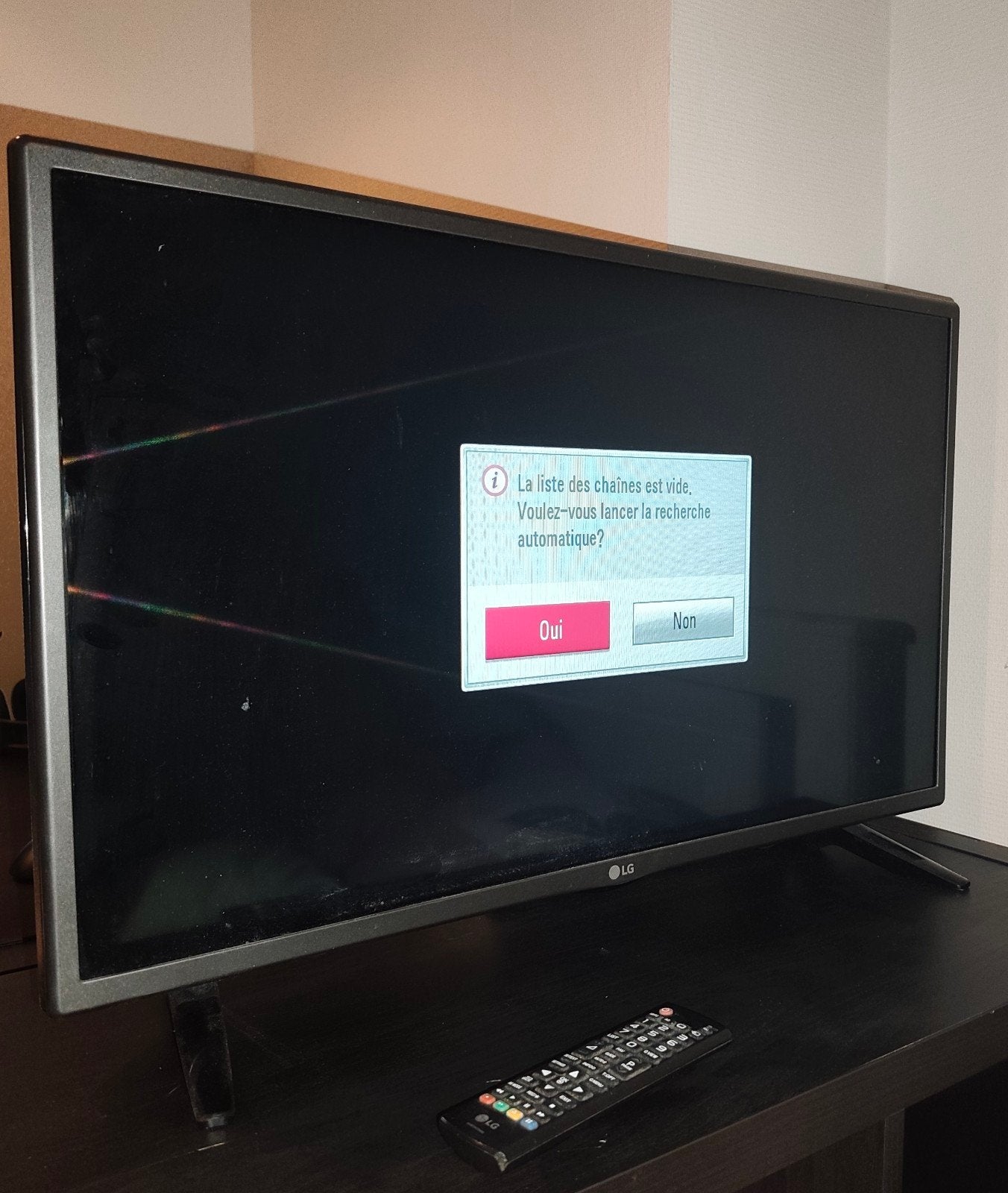 TV LG 32 pouces
Fonctionne parfaitement. 
Attention, ce n', TV, Hi-fi & Vidéo, 80 à 100 cm, Enlèvement, Utilisé, LG
