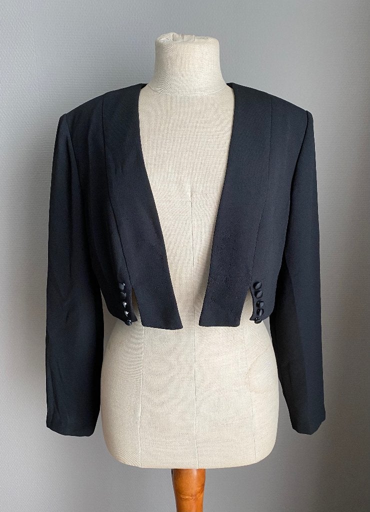 Zwart bolero Joseph Ribkoff maat 38, Taille 38/40 (M), Joseph Ribkoff, Comme neuf, Manches longues