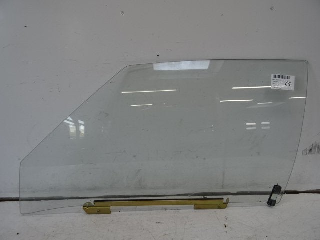 VITRE AVANT GAUCHE Opel Manta B (58 / 59) (9282867), Opel, Opel Automobile GmbH, Utilisé, Kontakt-opel@opel.com