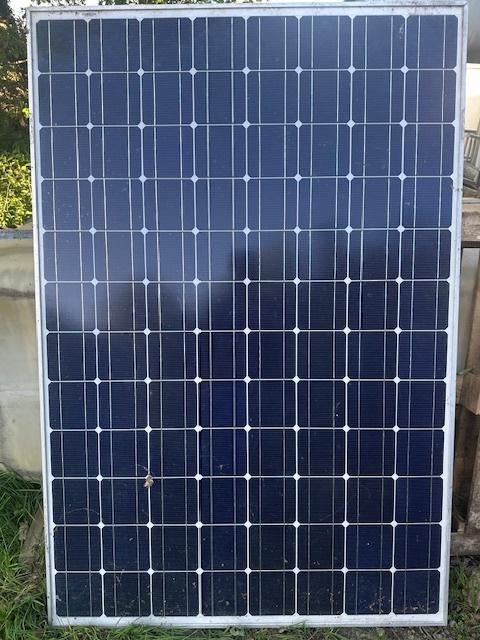 Panneaux solaires, Bricolage & Construction, Panneaux solaires & Accessoires, Enlèvement, Utilisé, Panneau, 200 watts-crêtes ou plus