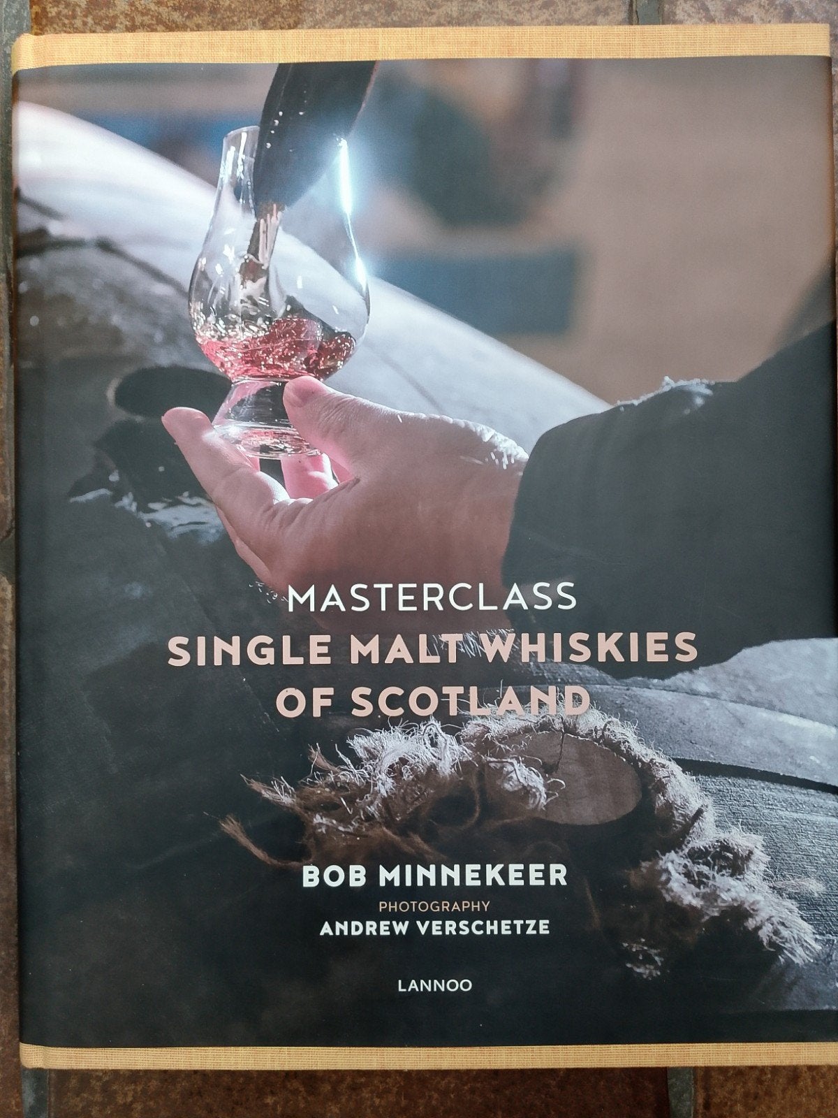 Bob Minnekeer - Masterclass sur les whiskies single malt d'É, Enlèvement ou Envoi, Bob Minnekeer, Comme neuf, Végétarien