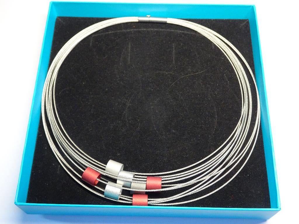 ENSEMBLE COLIER - BRACELET - BOUCLES D'OREILLES, Bijoux, Sacs & Beauté, Colliers, Enlèvement ou Envoi, Rouge, Argent