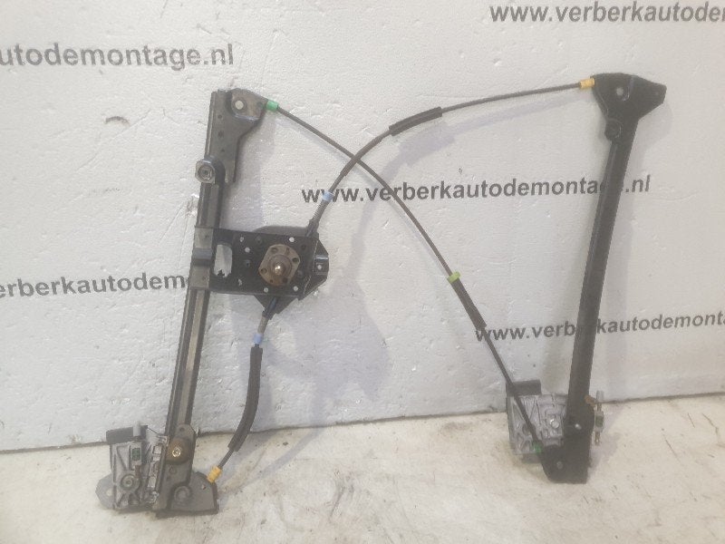 VITRE MECANISME MANUAL AVANT DROIT Golf III Cabrio (1E), Volkswagen, Volkswagen AG, Utilisé, Kundenbetreuung@volkswagen.de