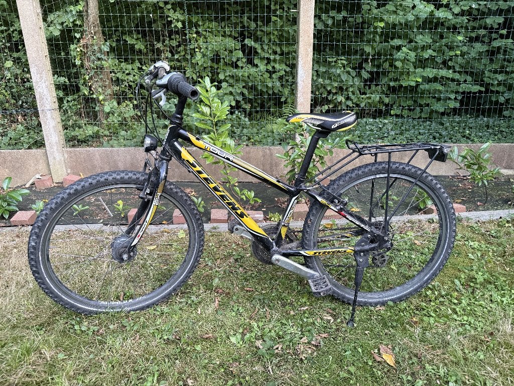 Kinderfiets Stevens in goede staat (24" banden), Fietsen en Brommers, Ophalen, 20 inch of meer, Gebruikt, Velgrem