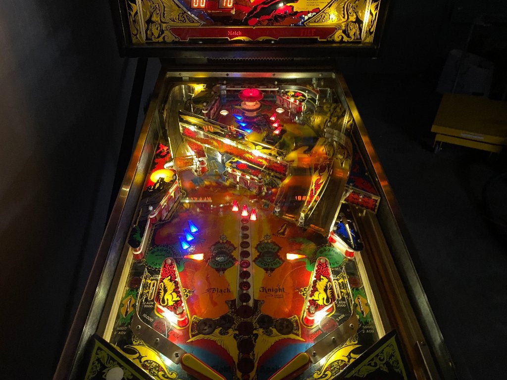 Black Knight 1980 Williams Flipperkast, Collections, Flipper (jeu), Williams, Enlèvement, Utilisé