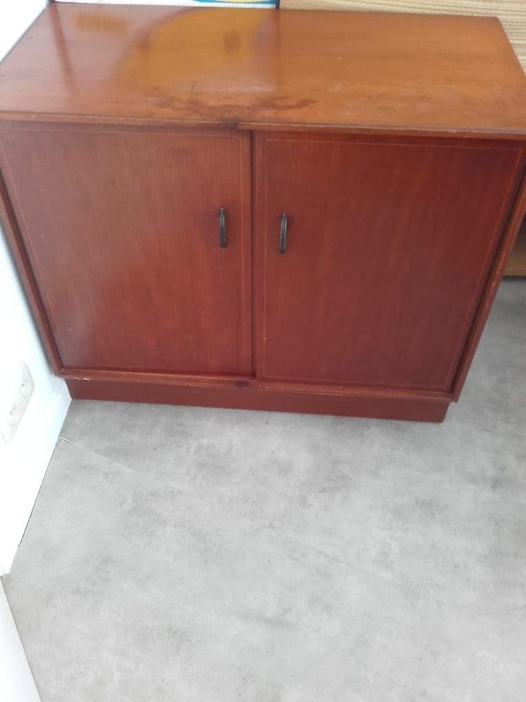 Armoire acajou 2 portes, Maison & Meubles, 25 à 50 cm, Enlèvement ou Envoi, Moins de 100 cm, Comme neuf