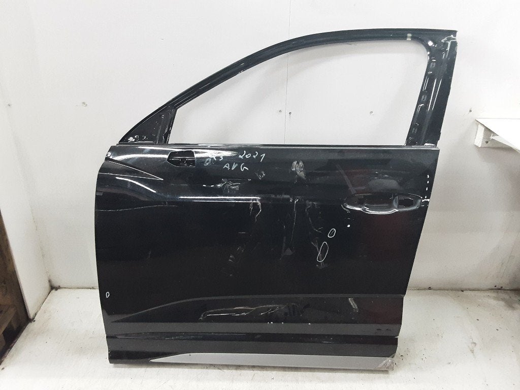 PORTIER LINKS VOOR Audi Q3 Sportback (F3N) (01-2019/06-2021), Deur, Audi, Audi AG, Gebruikt