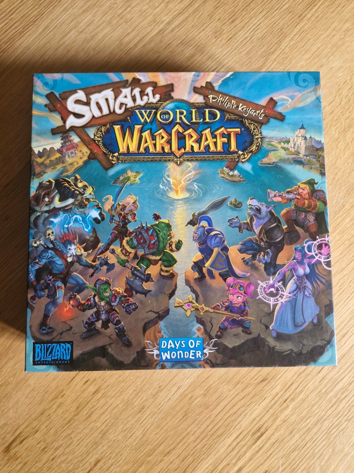 Small World of Warcraft – Compleet, Ophalen