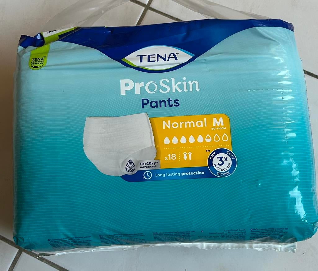 Langes de protection Tena Pants Normal  taille M. Neuf, Divers, Enlèvement ou Envoi, Neuf