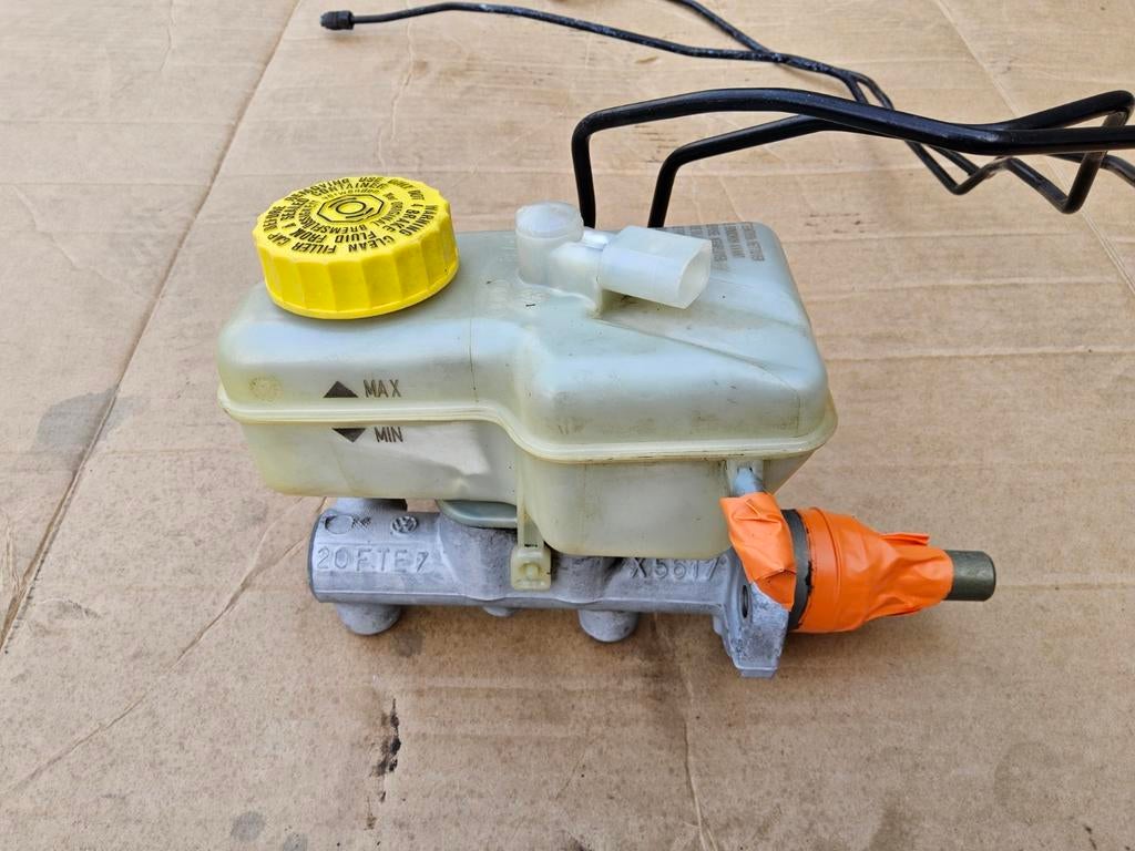 Maître cylindre VW POLO 9N3, Utilisé, Seat