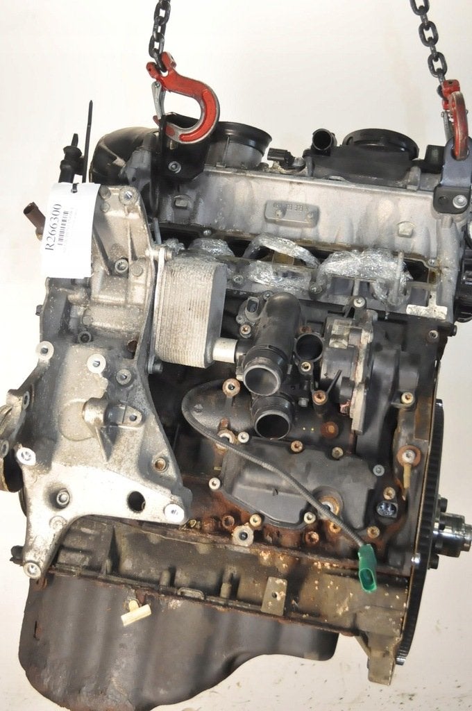 Moteur CDHA Nu A5 SEAT EXEO A4 AUDI, Envoi, Utilisé, Daihatsu