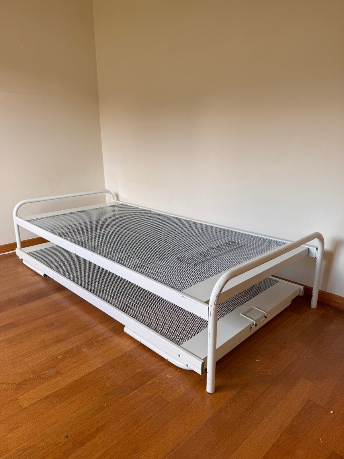 Auping praktisch 1 tot 2 persoonsbed frame, Huis en Inrichting, Slaapkamer | Bedden, Ophalen, Zo goed als nieuw
