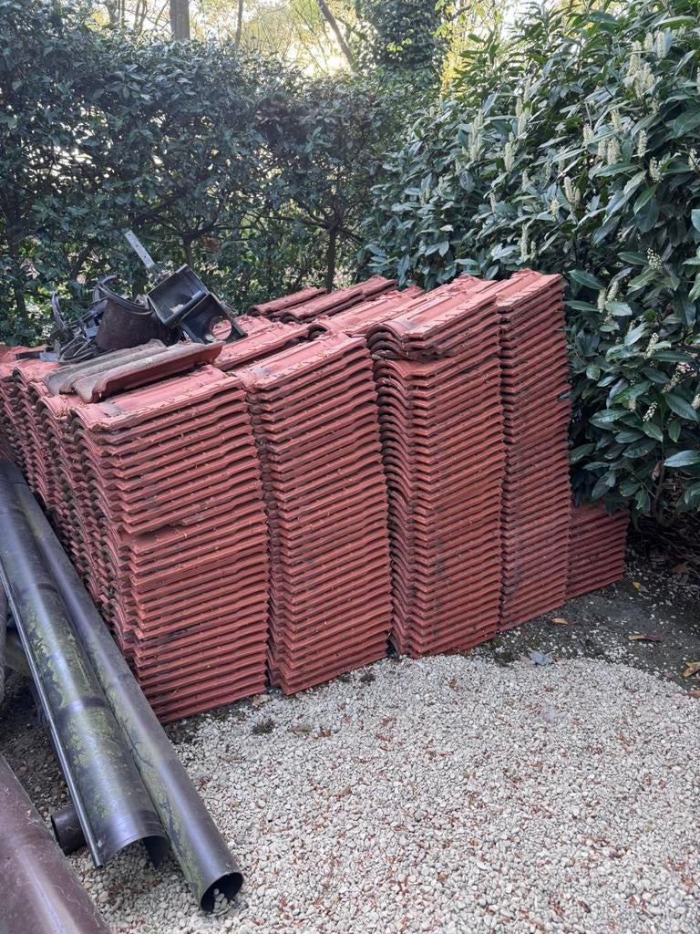 GRATIS Dakpannen, Doe-het-zelf en Bouw, Dakpannen en Dakbedekking, Ophalen, Gebruikt, 15 m² of meer, Dakpannen