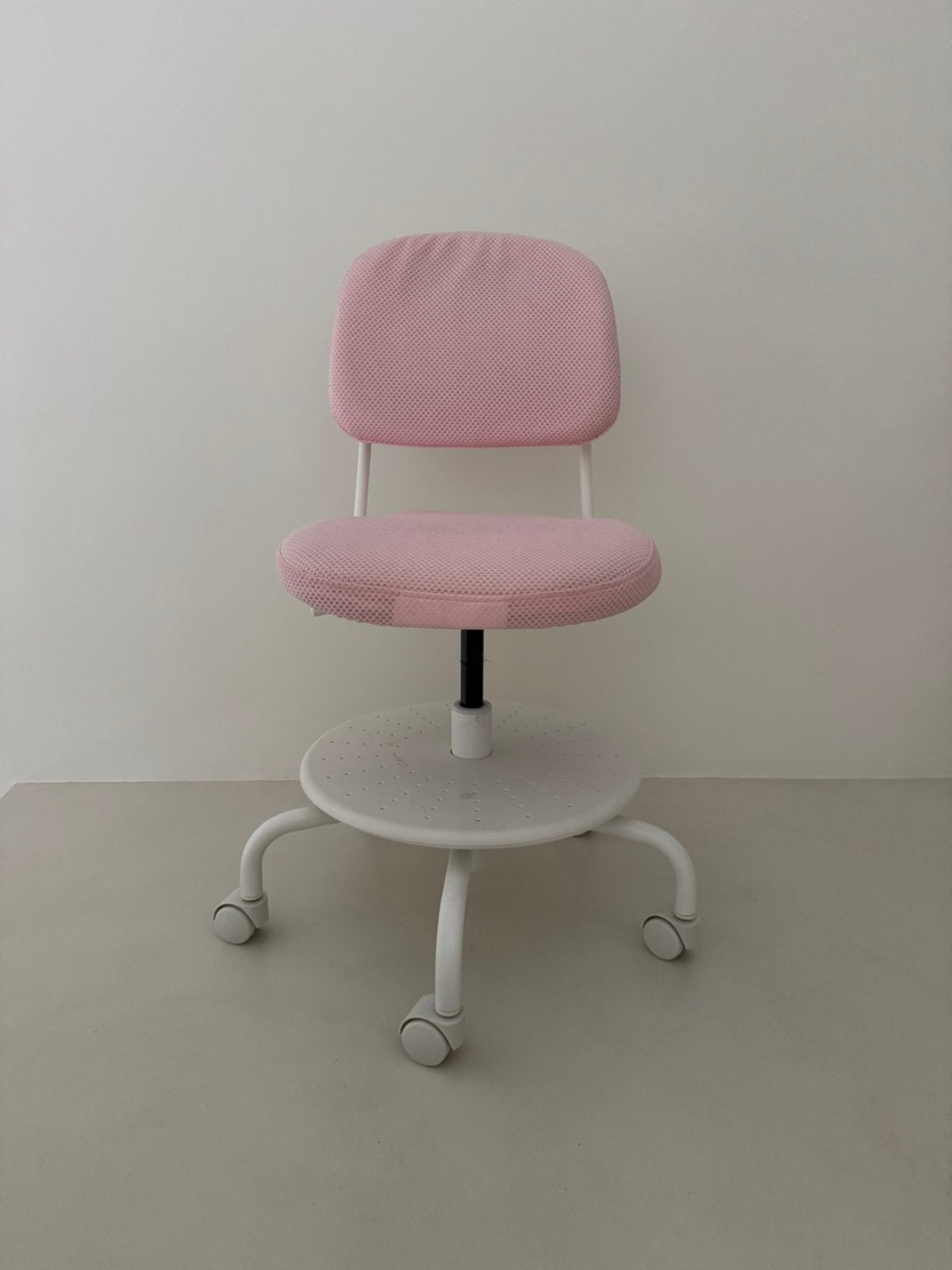 Chaise ikea enfant rose, Enlèvement, Comme neuf, Rose