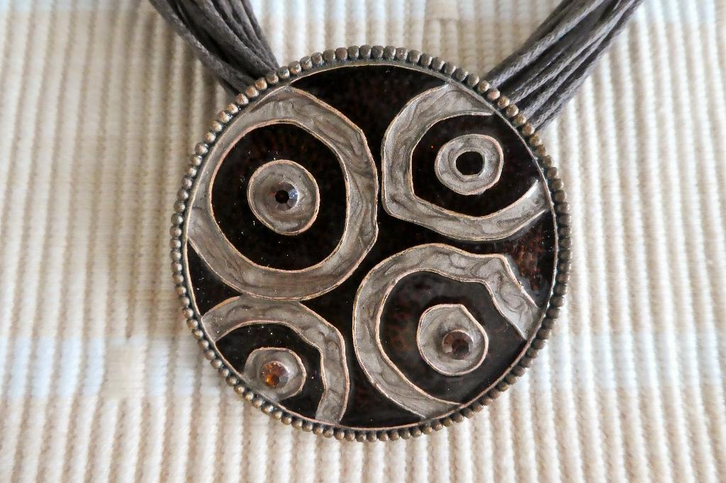 Joli Collier Style Ethnique, Bijoux, Sacs & Beauté, Enlèvement, Comme neuf, Réglable