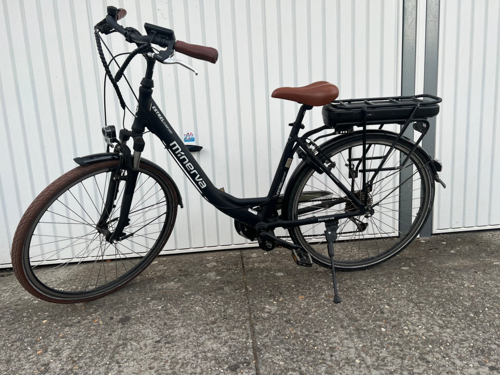 Vélo électrique Minerva à moteur central, Enlèvement, Comme neuf