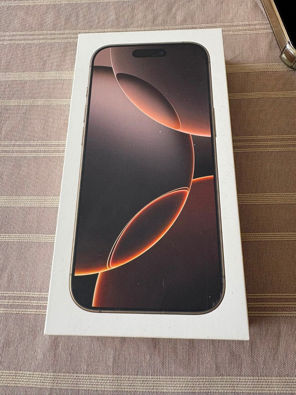 Apple iPhone 16 Pro, Télécoms, Téléphonie mobile | Apple iPhone, 128 GB, Enlèvement ou Envoi, Or, Utilisé