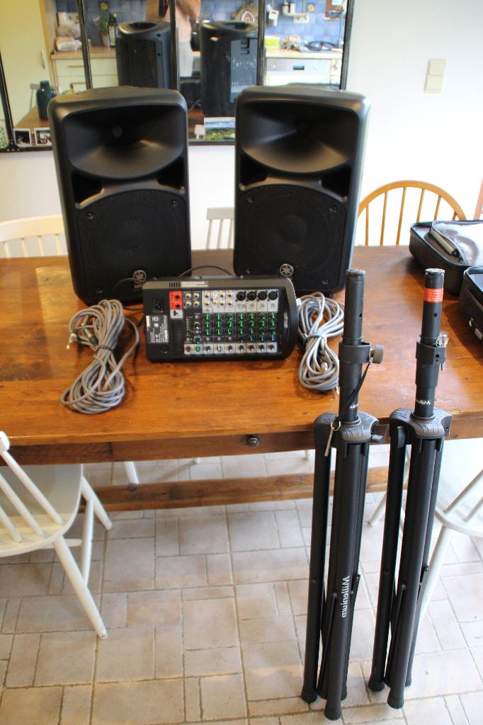 Enceintes Yamaha stagepas 600i, Yamaha, Enlèvement, 120 watts ou plus, Stéréo