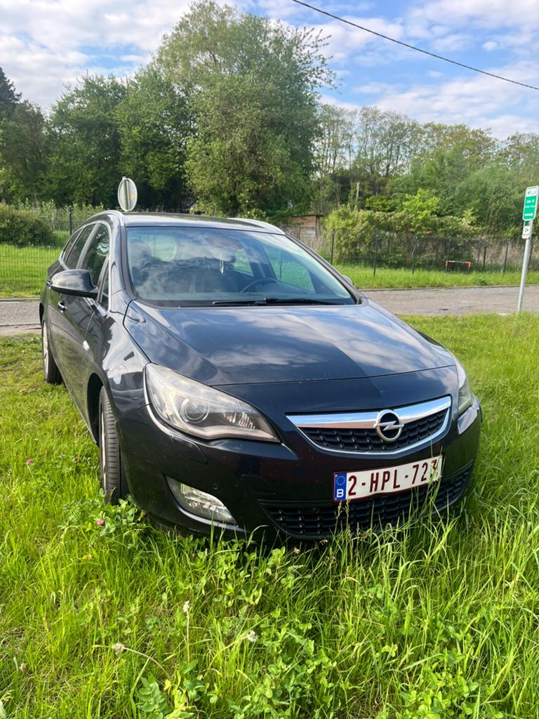 Opel astra, Auto's, Euro 5, Zwart, Zwart, 5 deurs