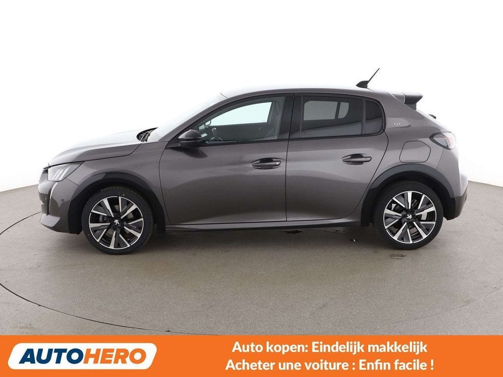 Peugeot 208 1.2 PureTech GT (bj 2022, automaat), Auto's, Gebruikt, 1199 cc, 1165 kg, 5 zetels