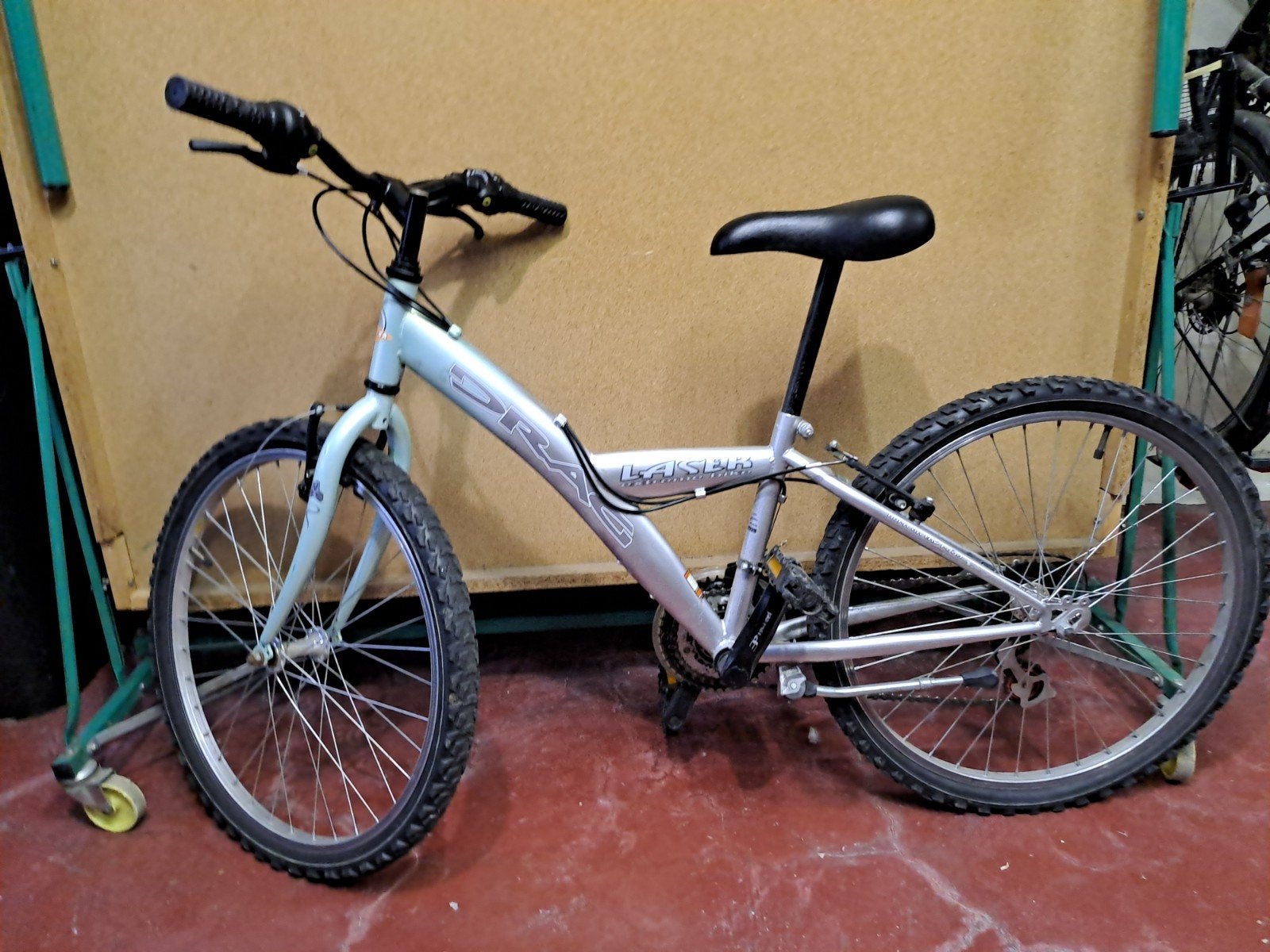 vélo pour enfant de marque DRAG LASER  2Plateaux 6 pignons, Enlèvement