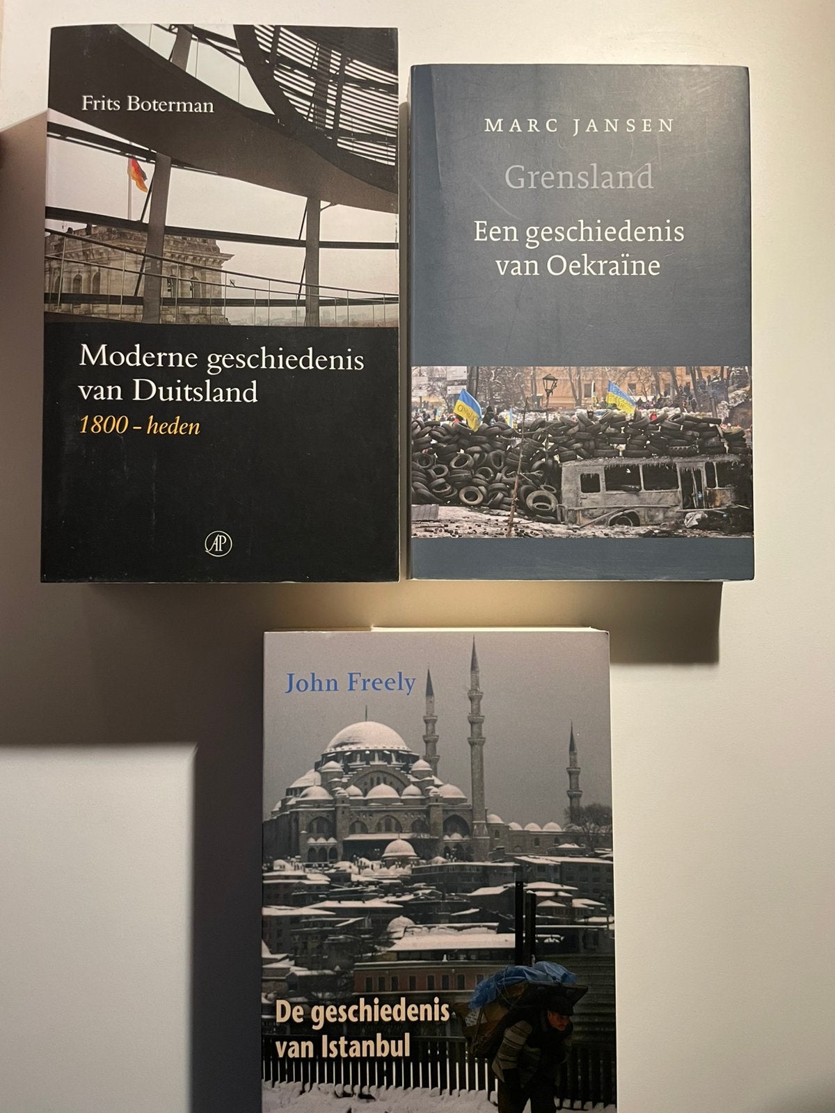 De Geschiedenis van Istanbul, Duitsland en Oekraïne, Enlèvement ou Envoi, Comme neuf