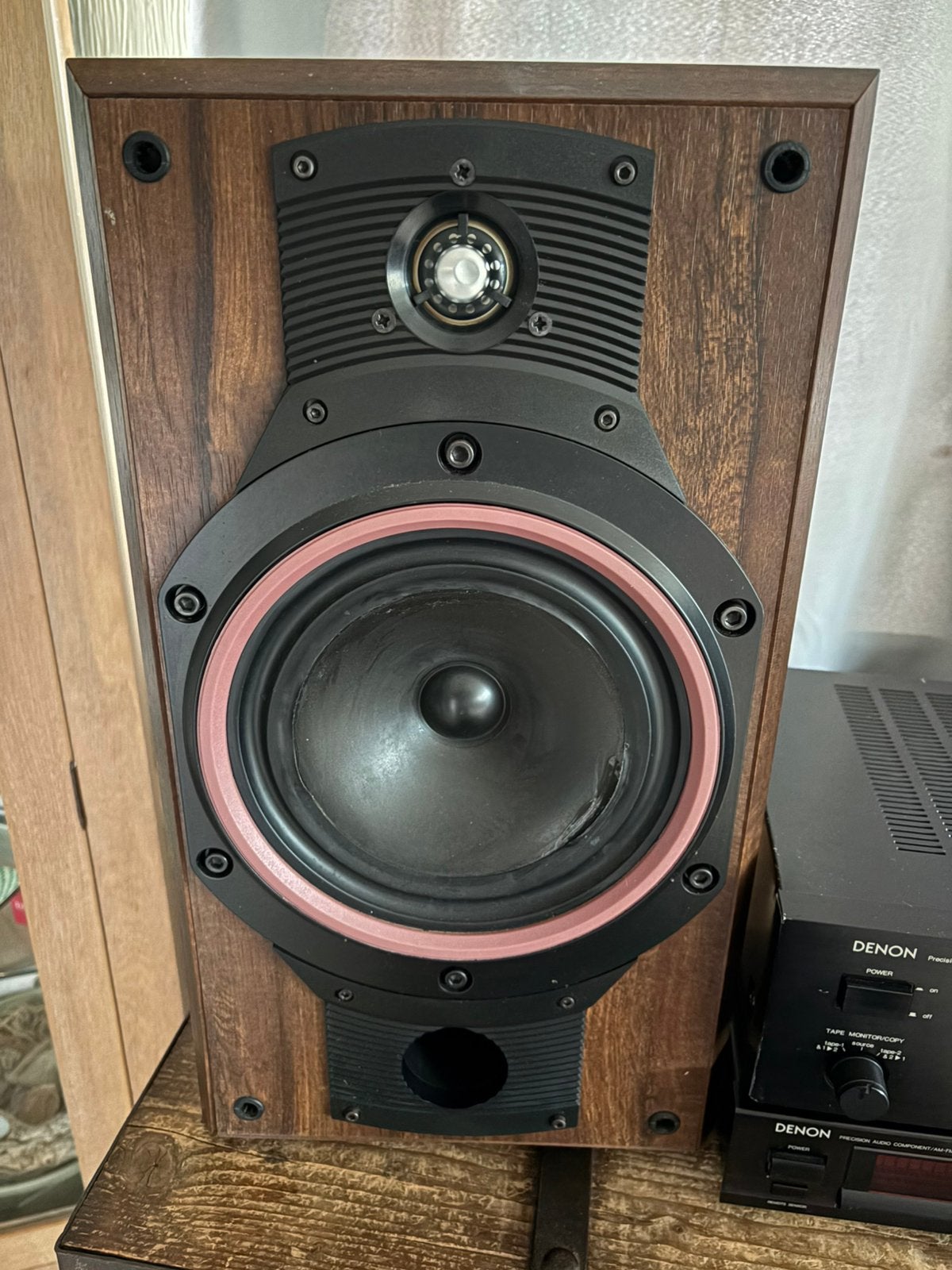 ENCEINTES B&W DM 310 vintage fonctionnent bien, 60 à 120 watts, Enlèvement, Utilisé, Bowers & Wilkins (B&W)