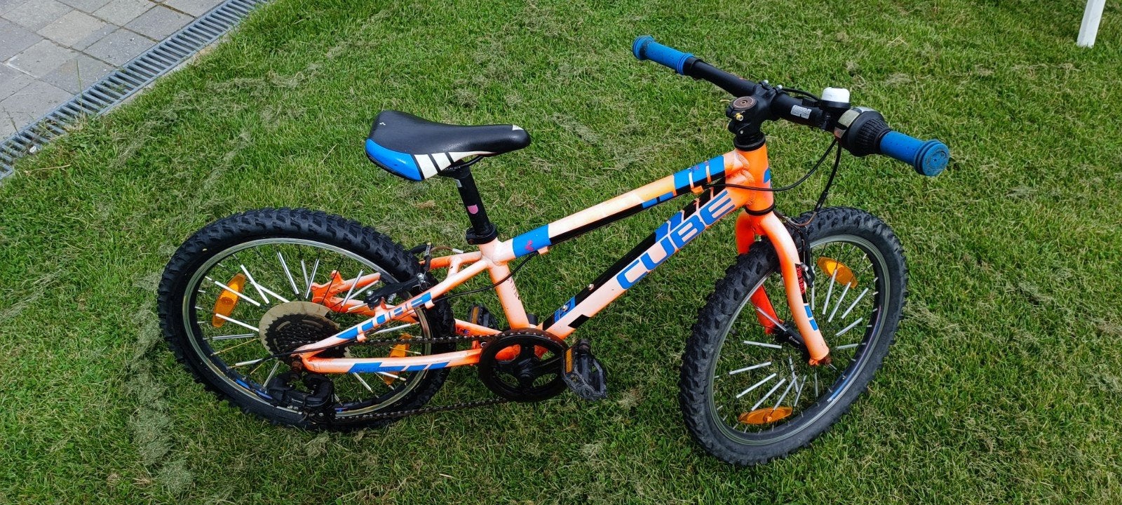 Vélo enfant Cube