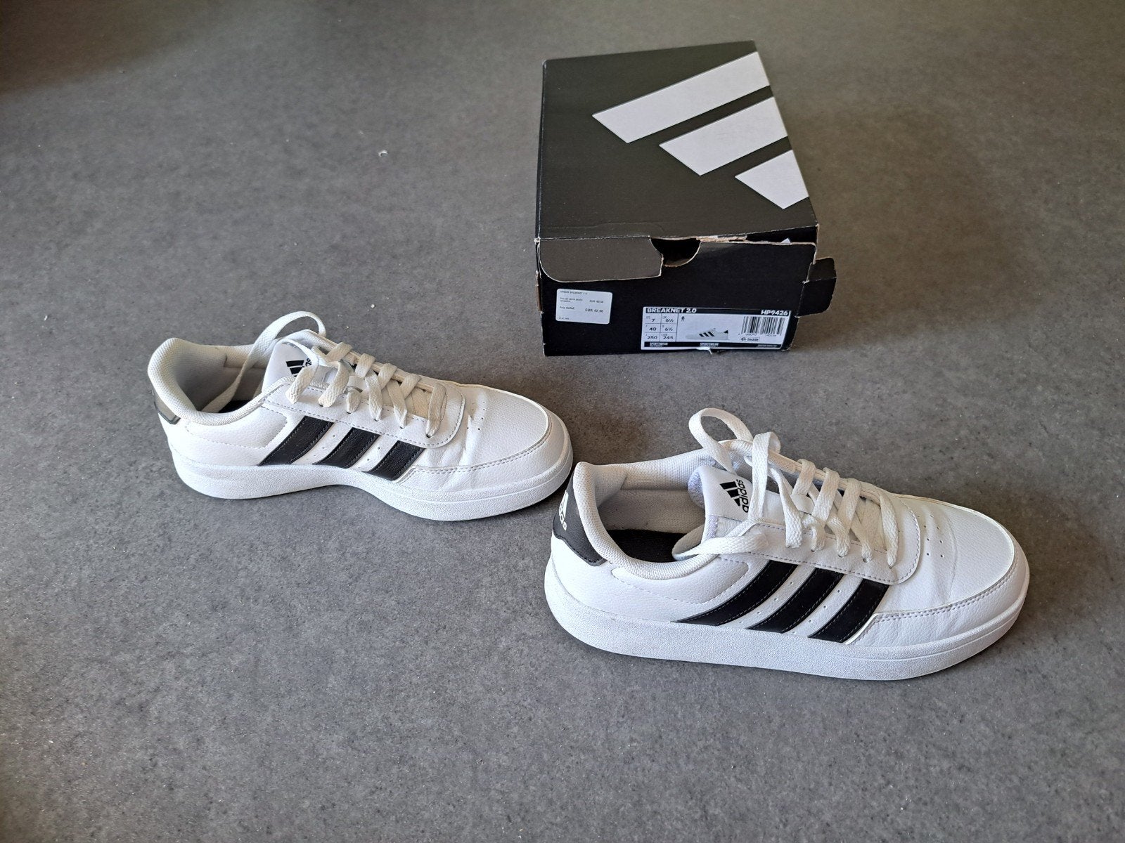 Baskets Adidas  homme pointure 40