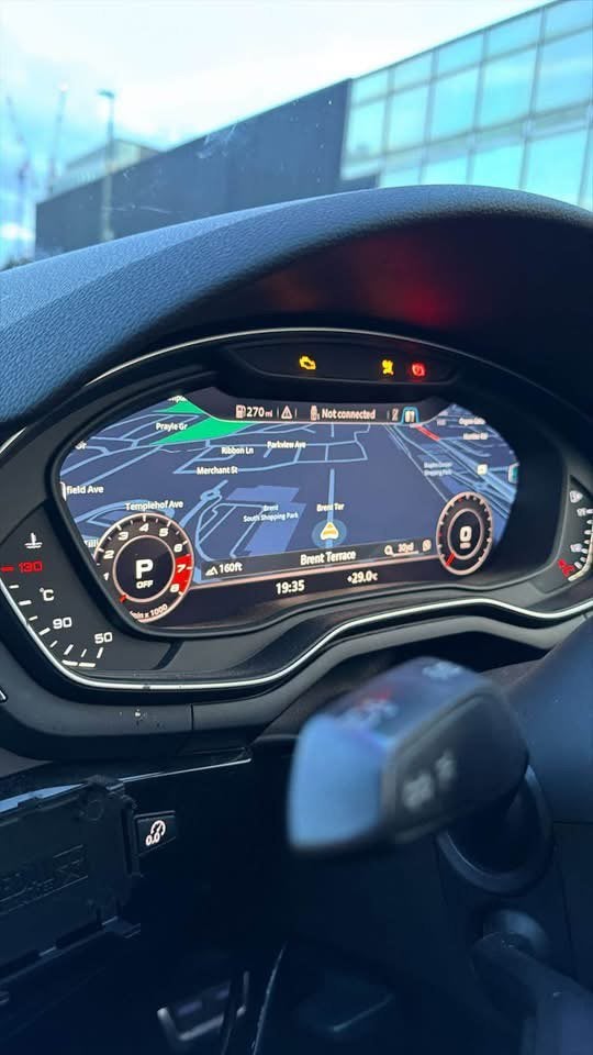 Waze et Maps sur cockpit Audi, Enlèvement