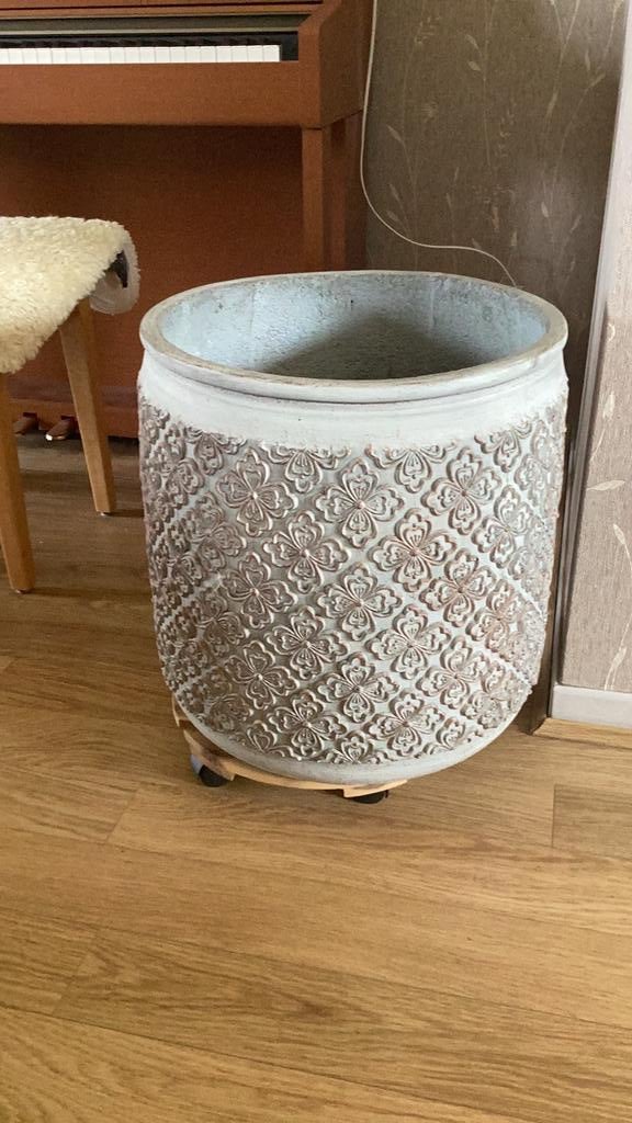 Prachtige cache-pot, Ophalen, Steen, 40 cm of meer, Rond