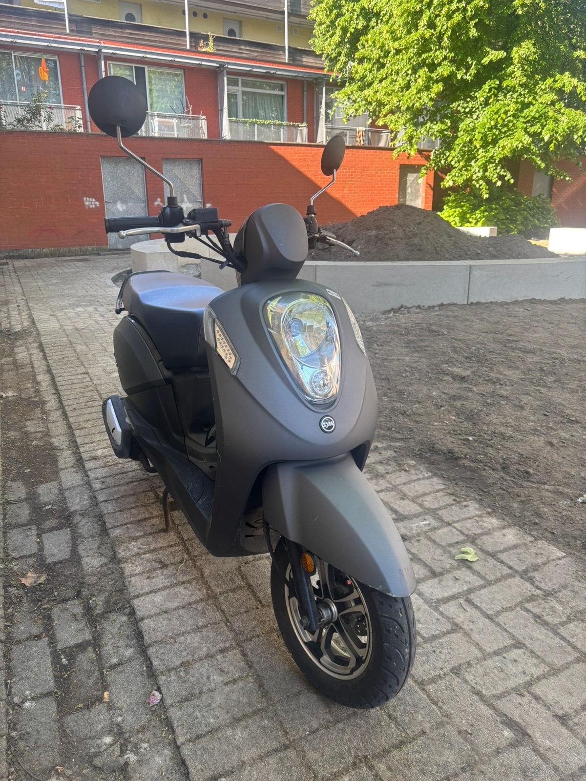 Sym mio met facturen a klasse, Fietsen en Brommers, Ophalen of Verzenden, Zo goed als nieuw, Mio