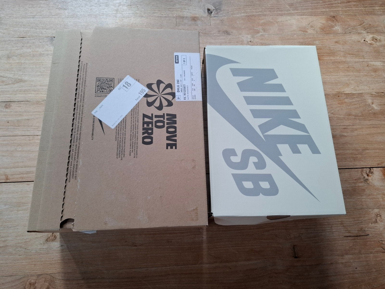 Nike Run The Jewels SB Dunk High QS taille 41 NOUVEAUTÉ, Neuf, Enlèvement ou Envoi, Autres couleurs, Nike