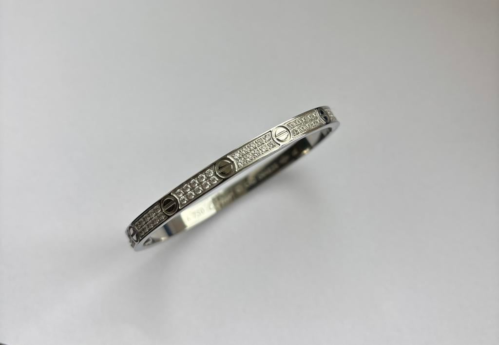 Dunne Cartier love bracelet paved, Handtassen en Accessoires, Ophalen, Zo goed als nieuw