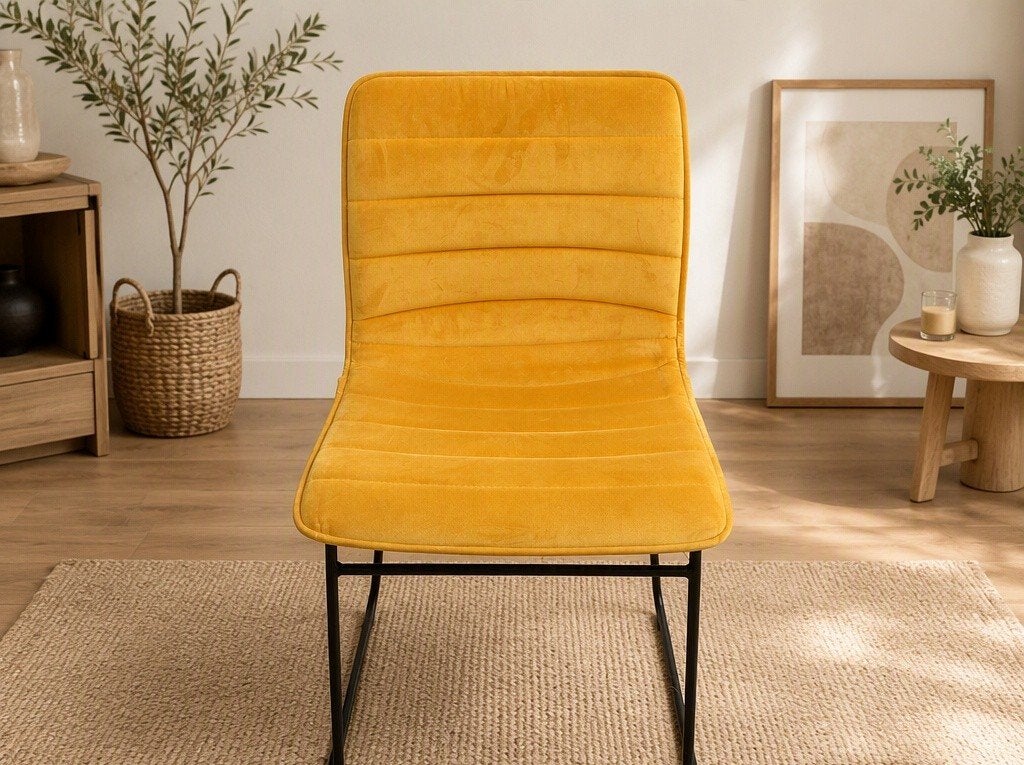 Lot de 4 chaises jaunes style industriel / contemporain, Maison & Meubles, Chaises, Utilisé, Quatre, Tissus, Autres couleurs, Enlèvement