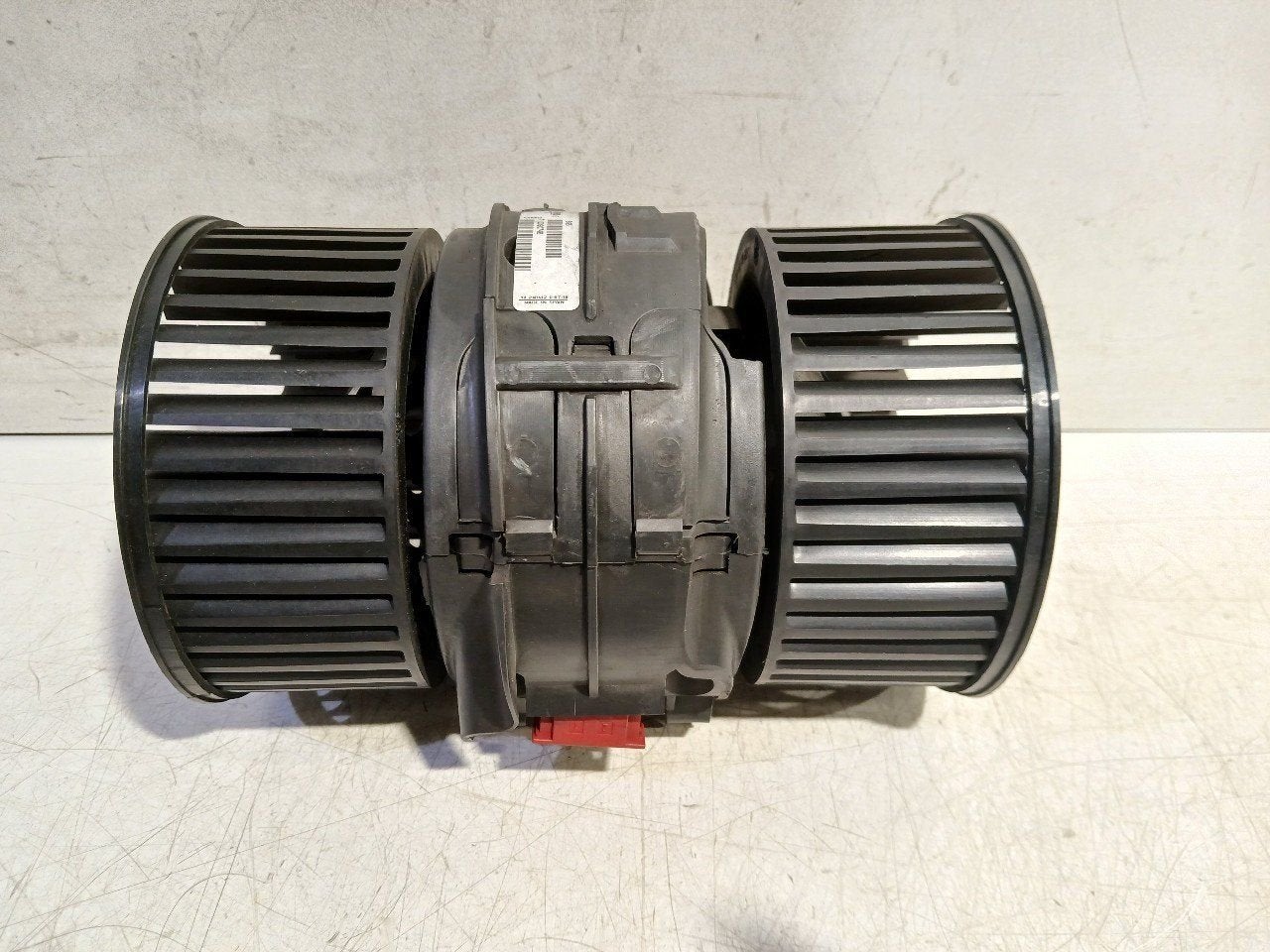 Kachel ventilator motor Renault Mégane, Onderdelen@venauto.nl, Van der Ven Autorecycling B.V., Ettenseweg 76, 4706 PB Roosendaal, The Netherlands