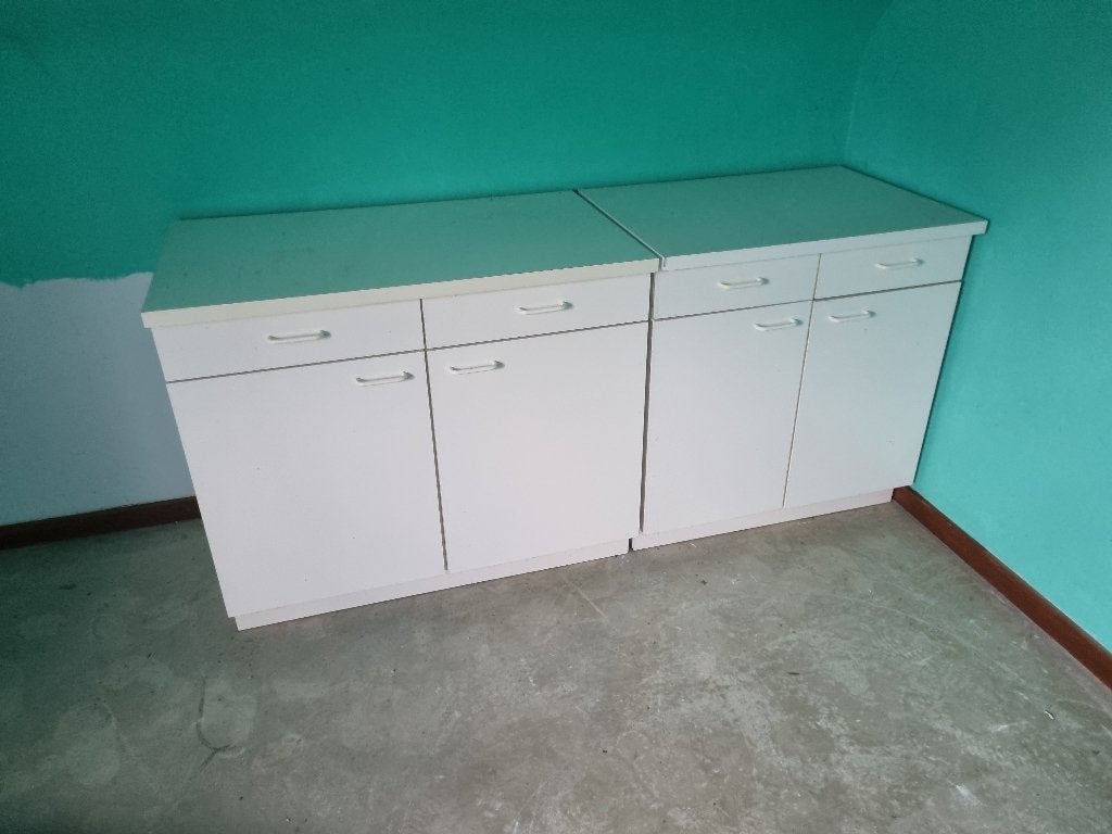 gratis kasten met werkblad, Huis en Inrichting, Ophalen, Gebruikt, Met deur(en), Minder dan 150 cm