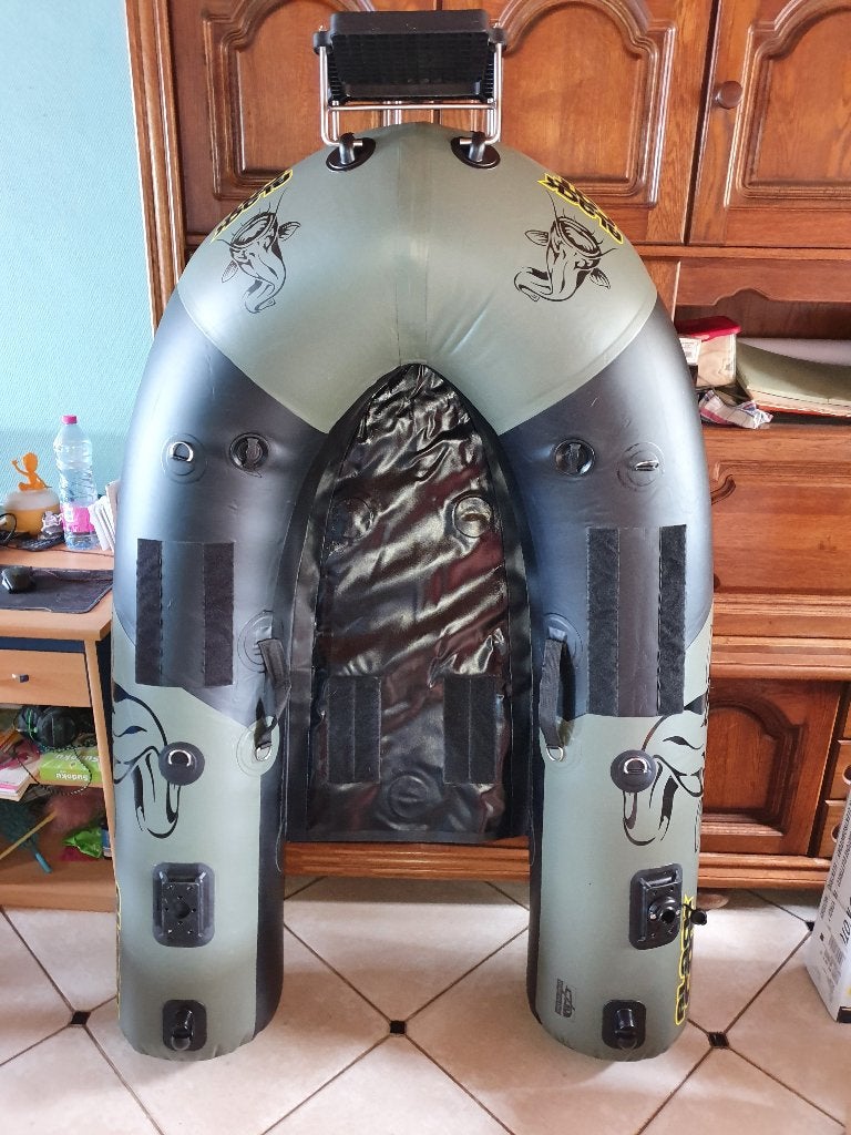 float tube black cat, Enlèvement, Neuf, Autres types