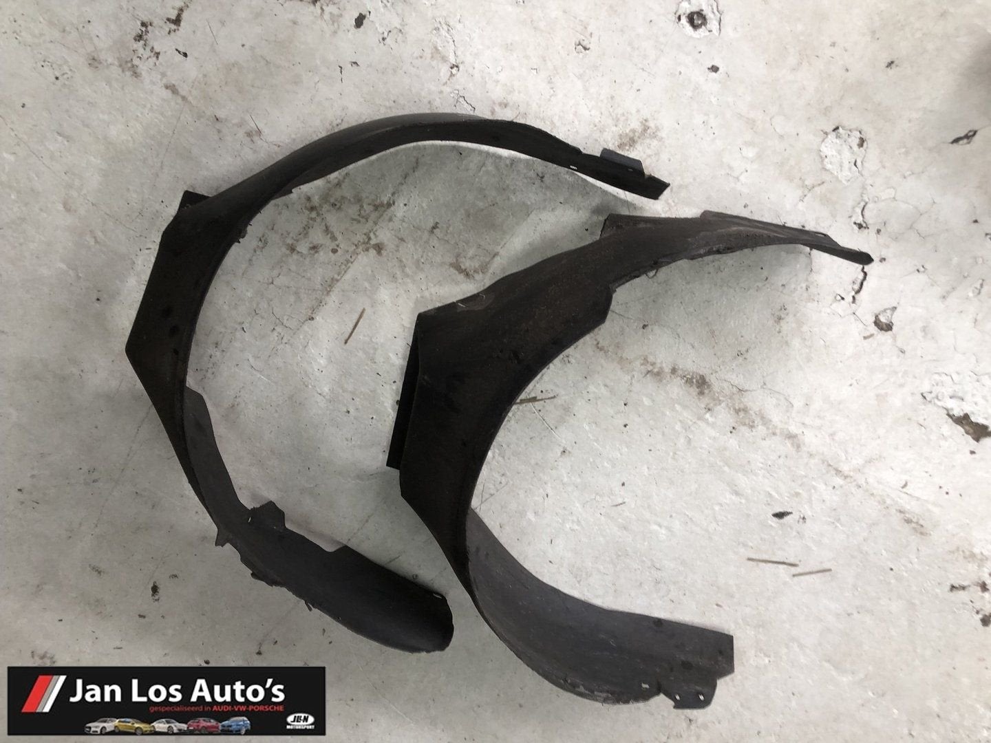 Audi 80 B4 modderkuip links + rechts 8a0 821 171 172, -, Audi, Utilisé, -